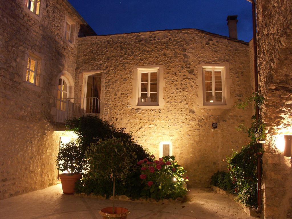 Maison D'Hotes Les Fougeres Mirmande Luaran gambar
