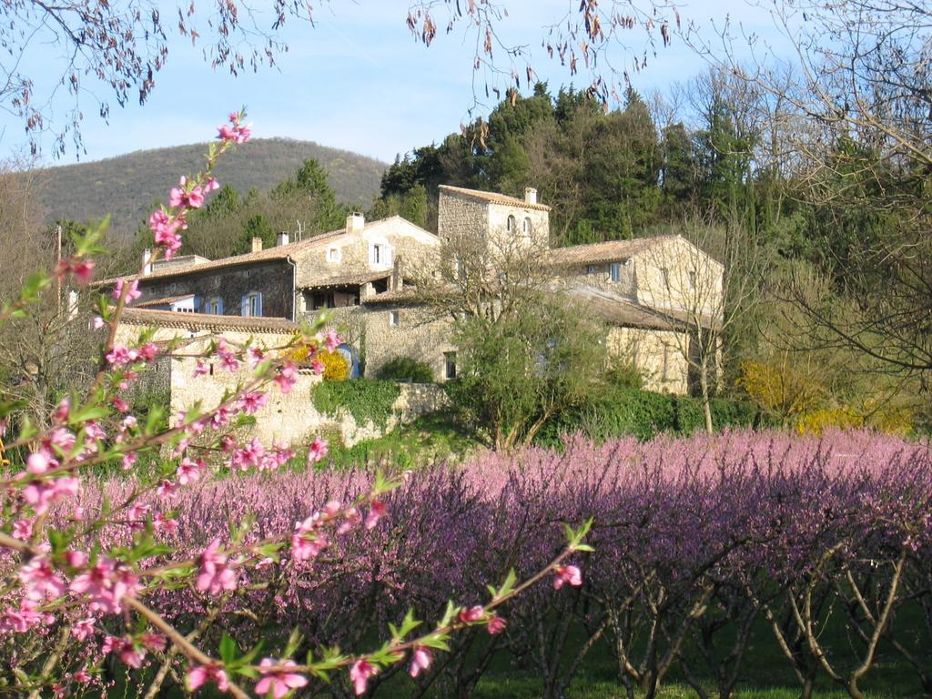 Maison D'Hotes Les Fougeres Mirmande Luaran gambar